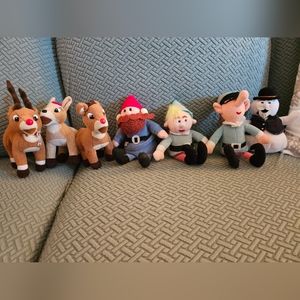 Rudolph the red nosed reindeer.           7 piece plush toys collection